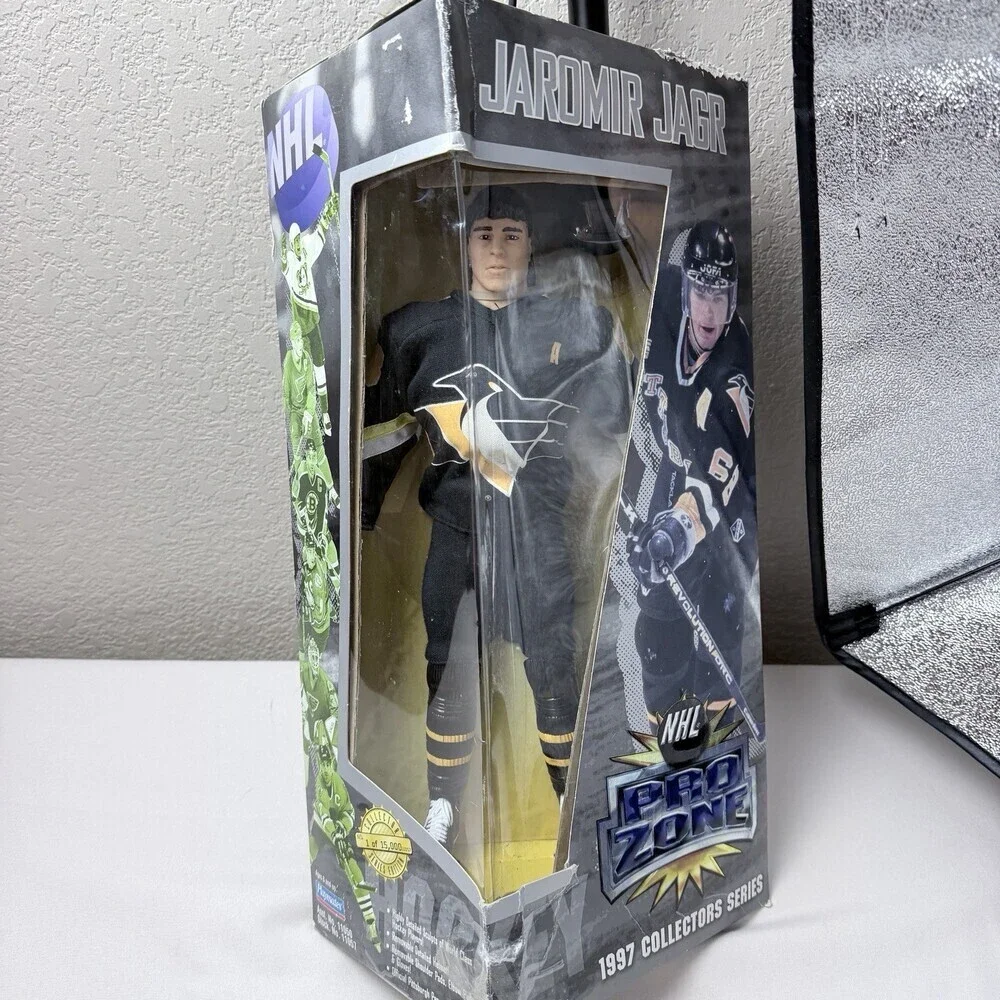 Playmates NHL Pro Zone Jaromir Jagr 12" Vinyl Figure Doll Brand New In Package - Picture 2 of 12